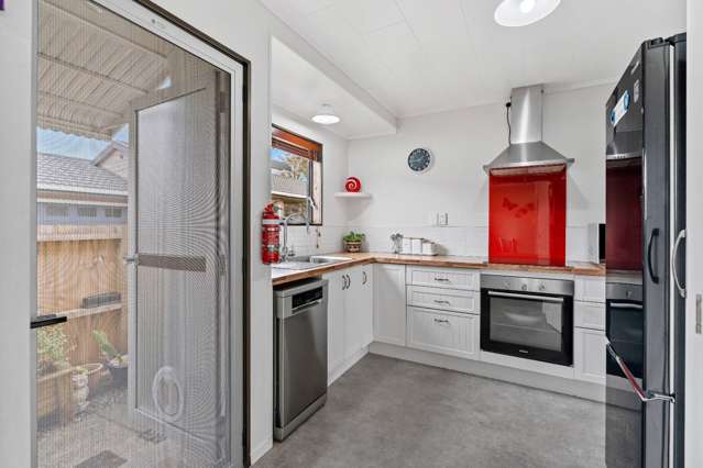 Two Bedroom on Woodhill