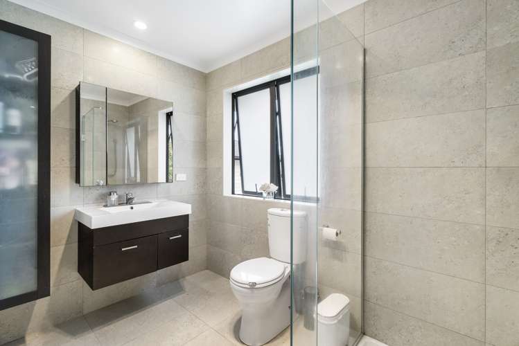 21 Maylee Crescent Gulf Harbour_11