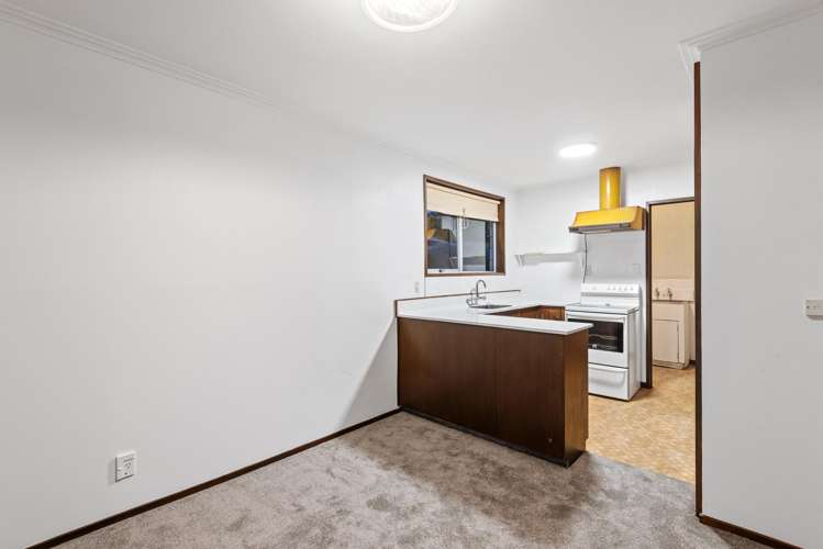 1/15 Peverel Street Riccarton_7