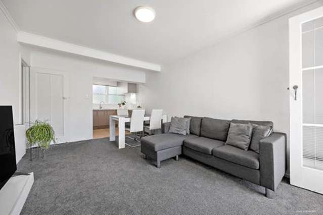 22i Aratonga Avenue Greenlane_3