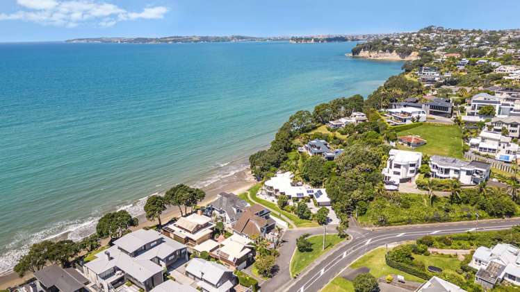 22 Marellen Drive Red Beach_45