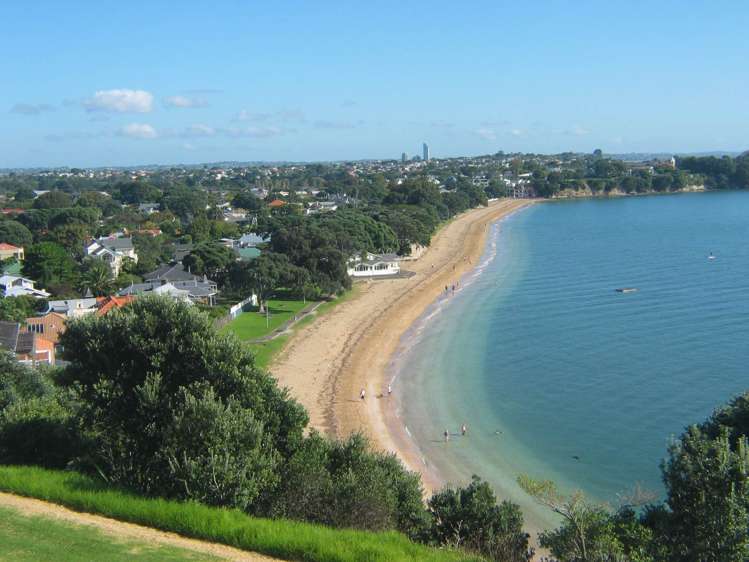 2/1 Tui Street Devonport_7