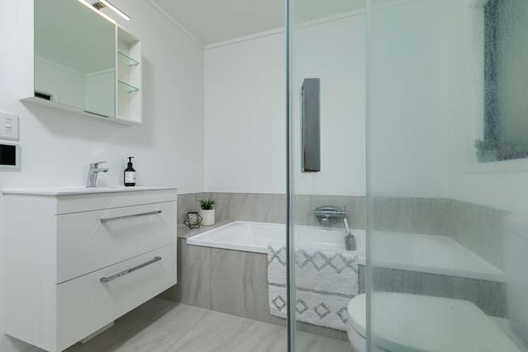 260a Henderson Valley Road Henderson_12