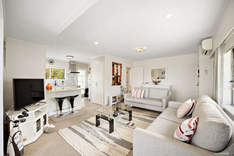 2/21 Target Road Totara Vale_5