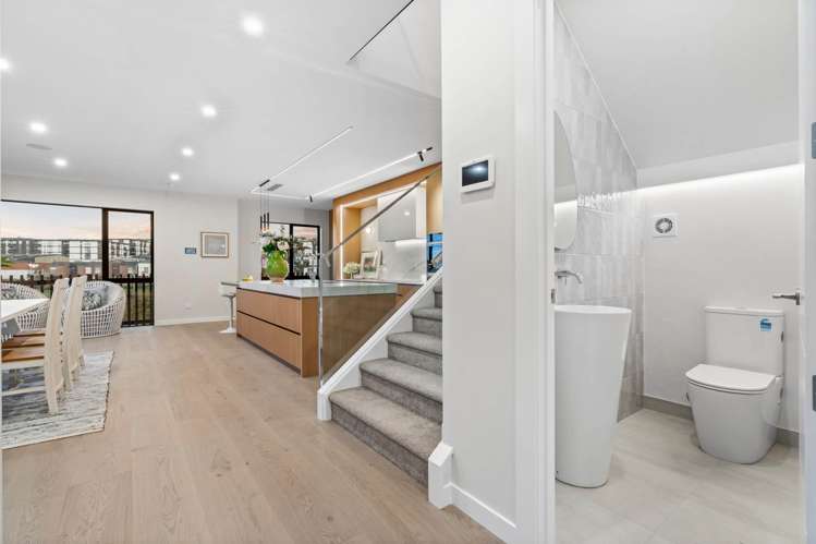 33 Streamview Way Long Bay_21