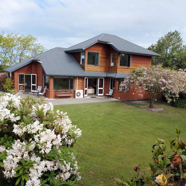 184 Pages Road Marchwiel_1