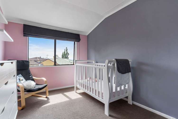 2/9 Mataura Place Clover Park_6