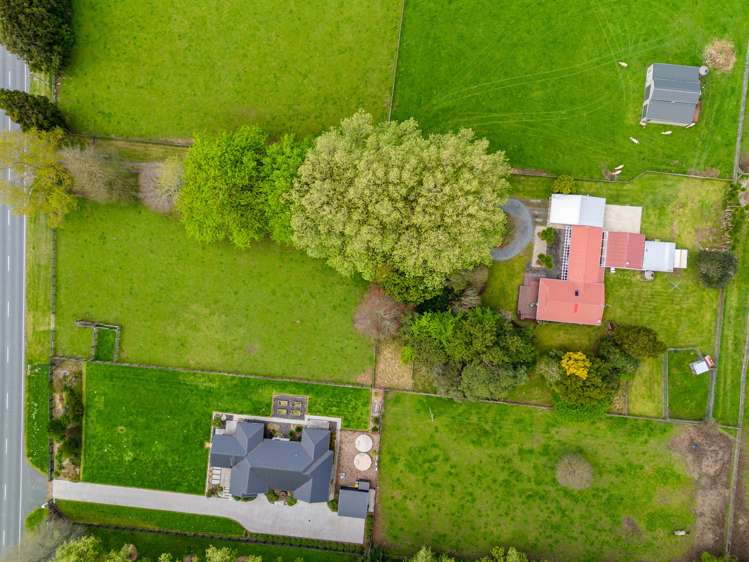 1212 Kaipaki Road Cambridge_30