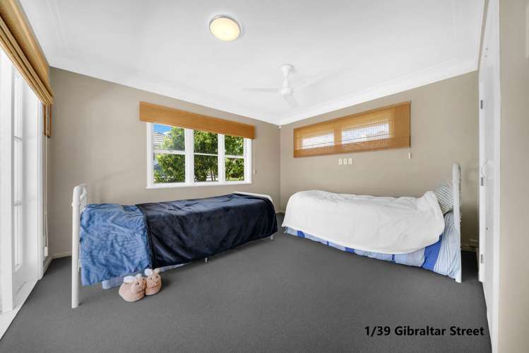 1 & 2/39 Gibraltar Street Howick_26
