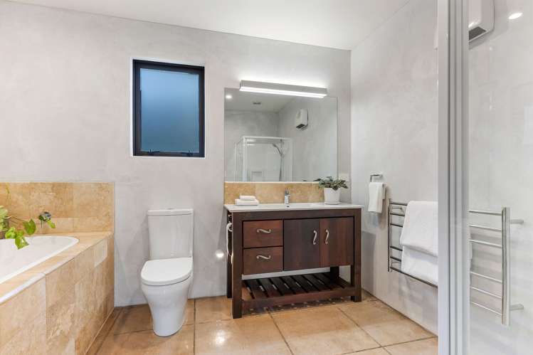 157 Point View Drive East Tamaki Heights_16