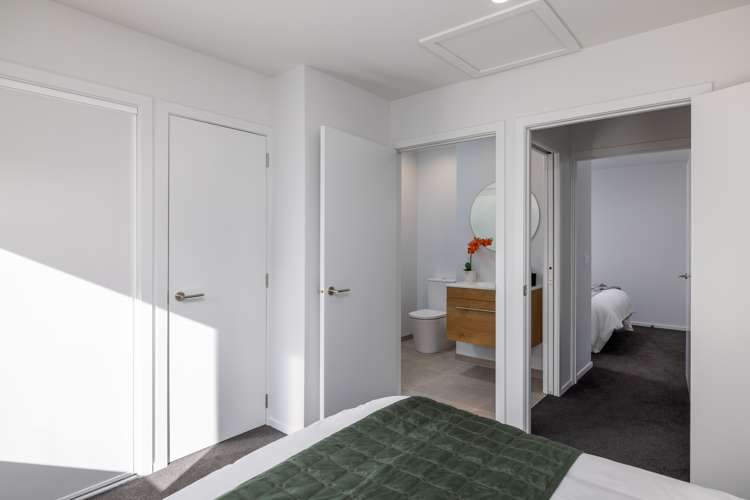 2/43 Dickens Street Addington_9