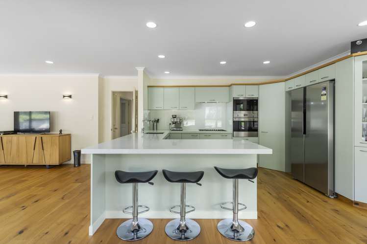 2 Hogarth Rise West Harbour_5