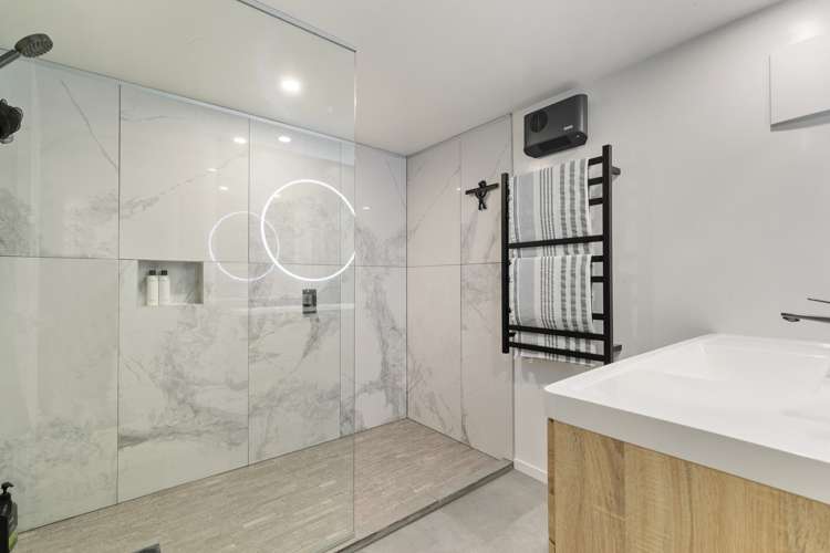 32 Evergreen Place Fernhill/Sunshine Bay_26