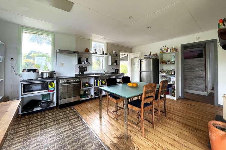 1750 Harbour Road Kawhia_5