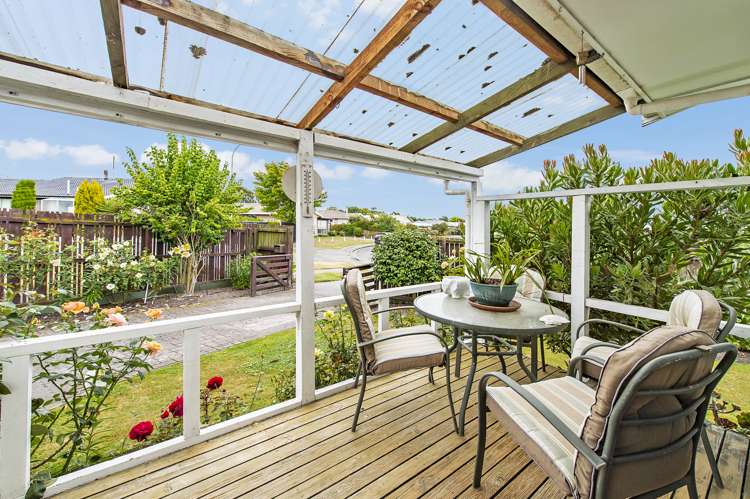 22 Seadown Crescent Amberley_2