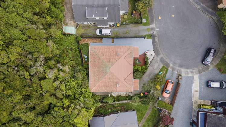 16B Parsons Glen Karori_25