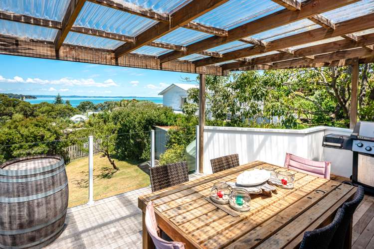 18 Marama Avenue Surfdale_9