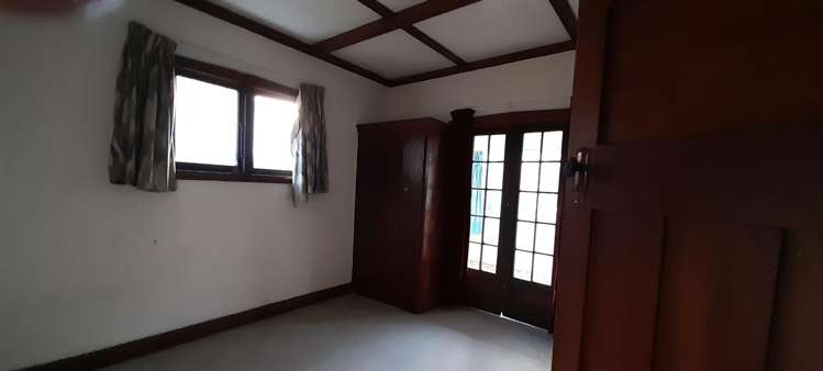 86 Toi Toi Street Toi Toi_5