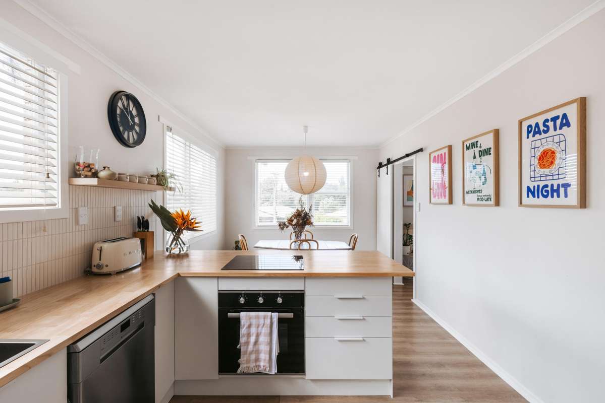 51 Meadowland Street_2