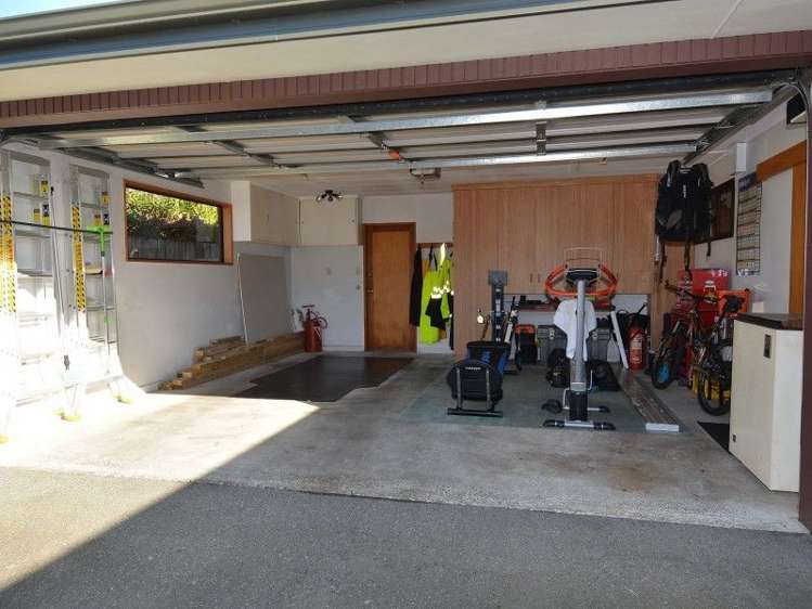 100 Chelmsford Street Windsor_17