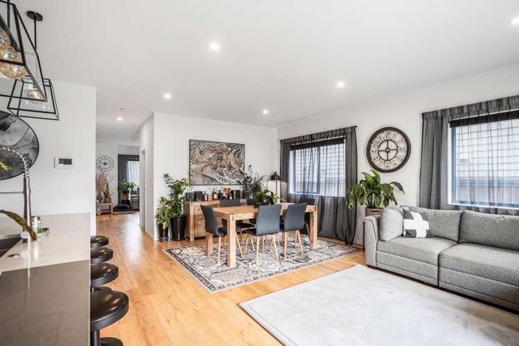 58 Lime Hill Rise Flat Bush_20