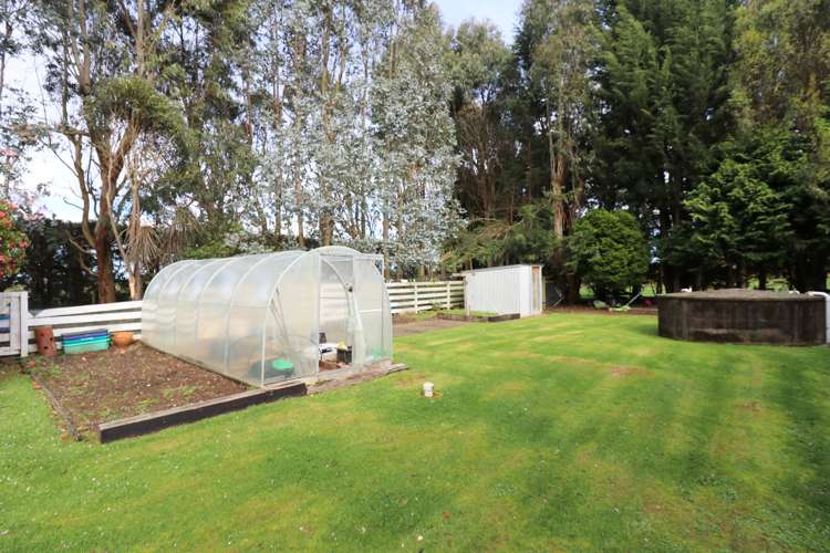 213 West Plains School Road West Plains_23