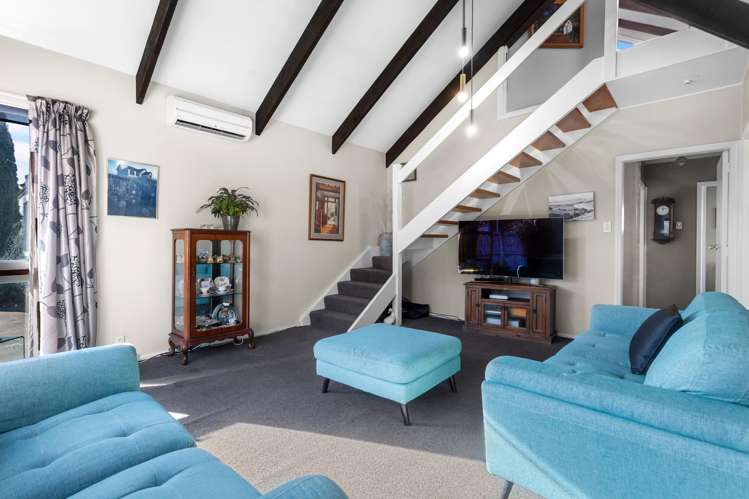1/4 Camrose Place_2