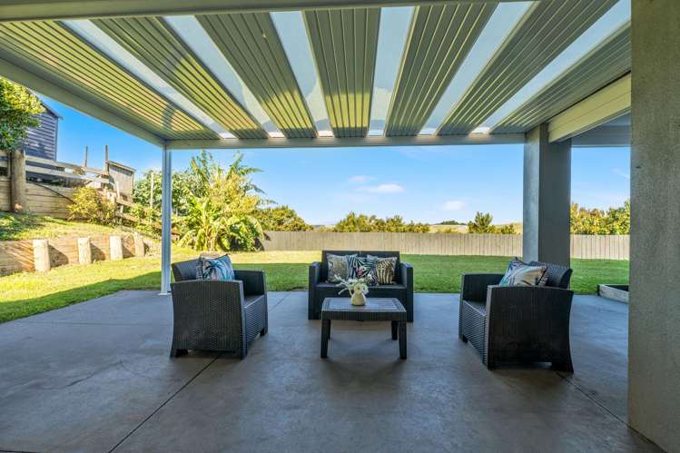 731 Redoubt Road Flat Bush_8