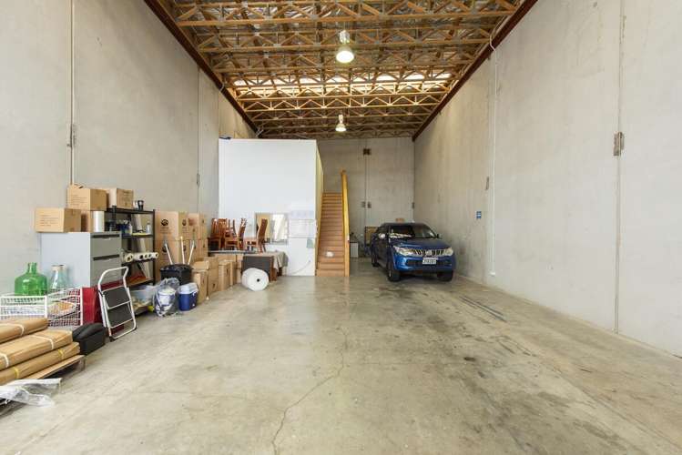 Unit 3 31-33 Riverbank Road Otaki_3