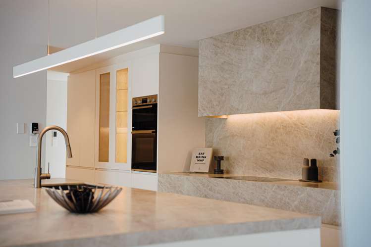 12 Tangaroa Street Point England_6