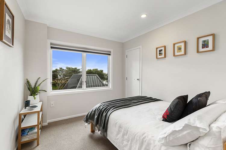 127 Akaroa Drive Maupuia_10