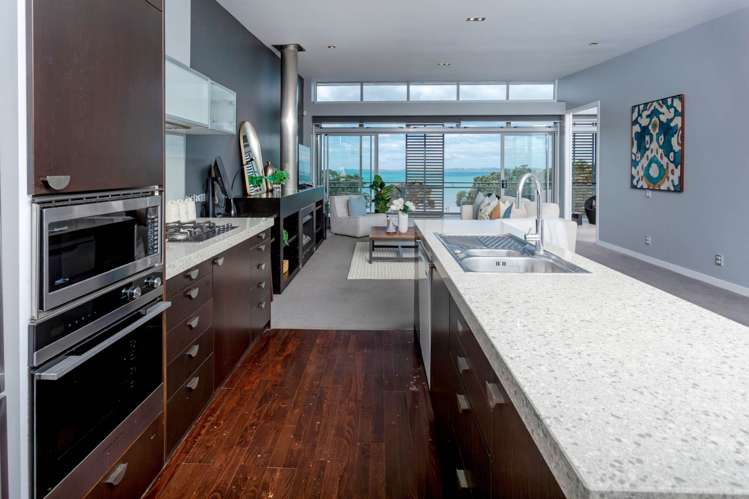 23/6 Beach Front Lane Browns Bay_10