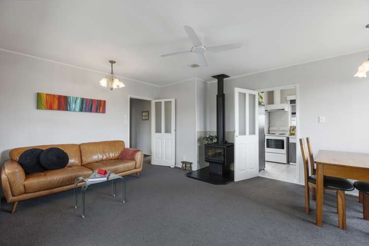 2/54 Luton Avenue Sunnyhills_10