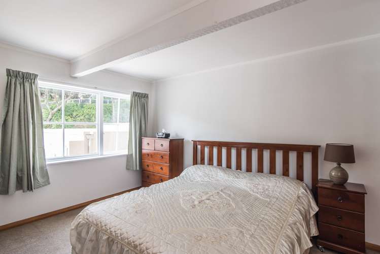 572 Broadway Strathmore Park_11