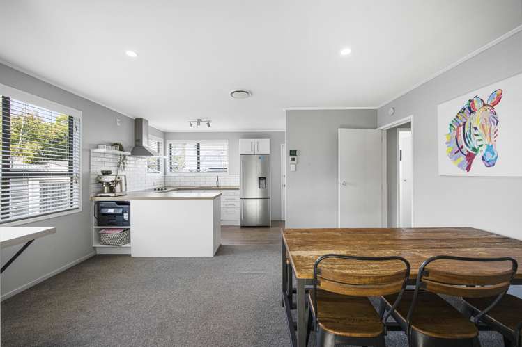 7 Leaming Place Clarks Beach_7