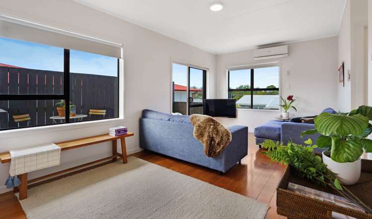 124 Archibald Road Kelston_6