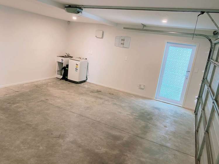 302a Hillsborough Road Hillsborough_14