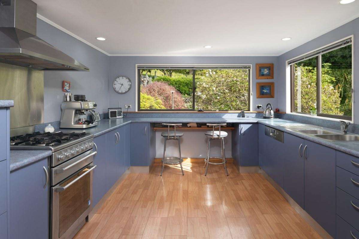 Black Point, Whatanihi._1