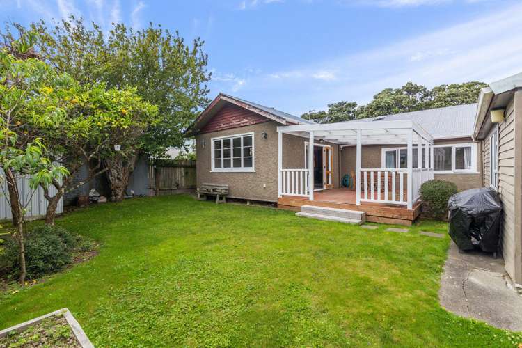 4 Tui Street Alicetown_16