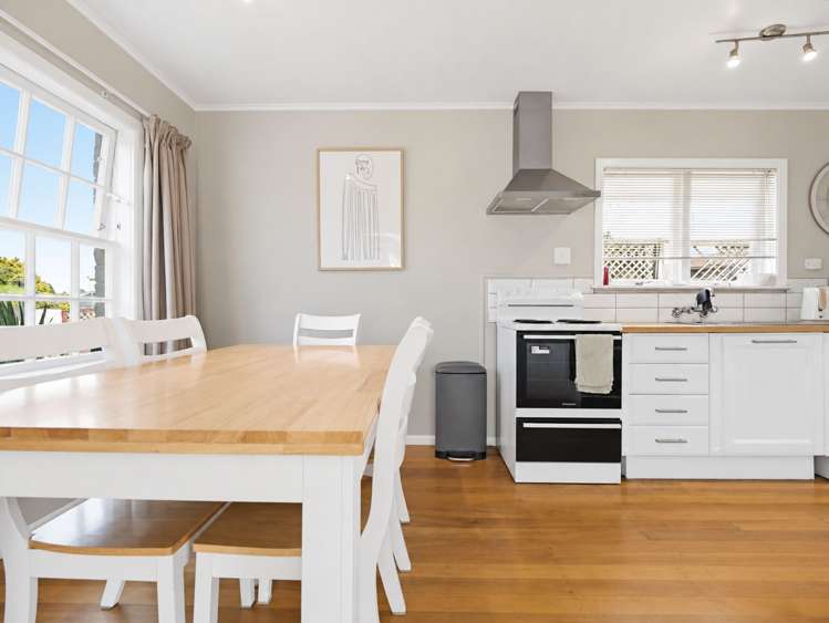 3 Joanna Place Deanwell_10