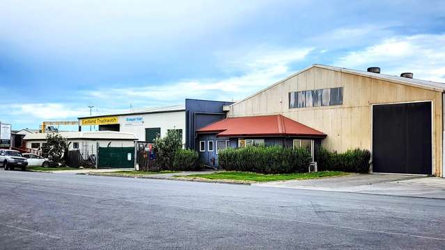 Industrial Workshop for Lease