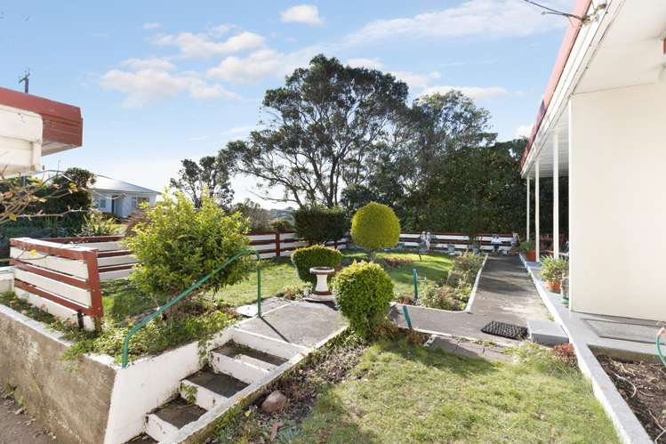 57 Tarawera Road Johnsonville_10