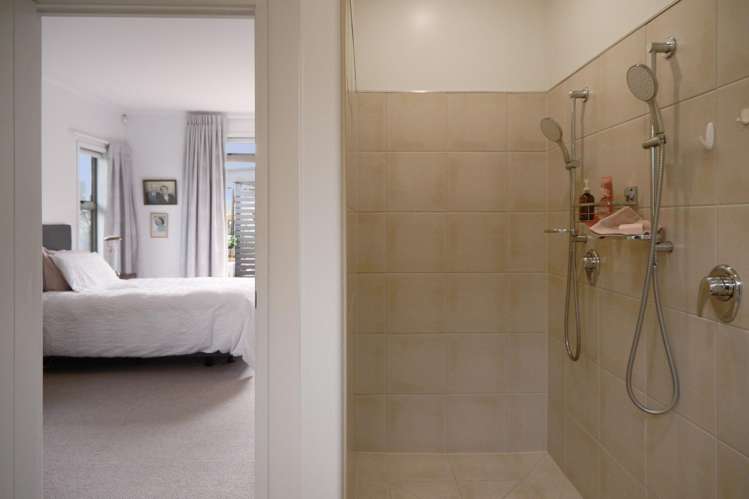 20 Devoy Drive Owhata_16