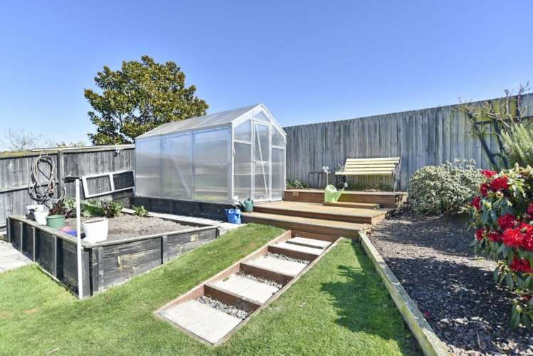 15 Willowview Drive Redwood_29