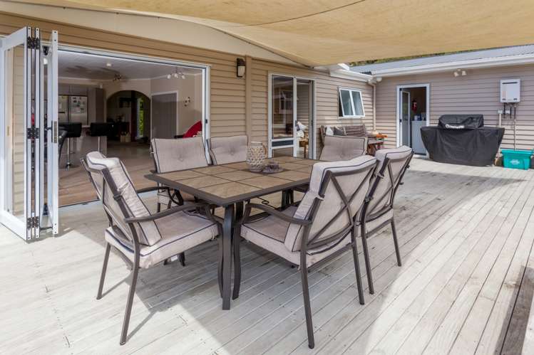 3 Laycock Road Tairua_8