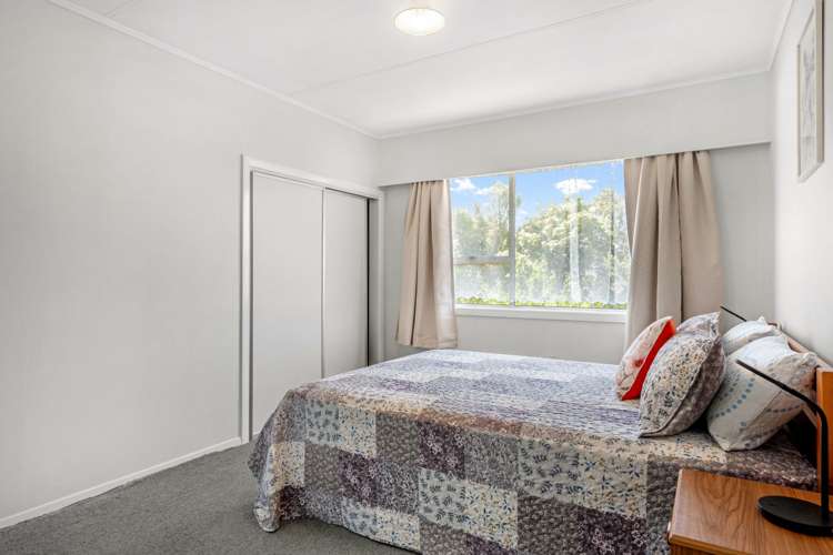 10 Cornwall Place Stoke_13