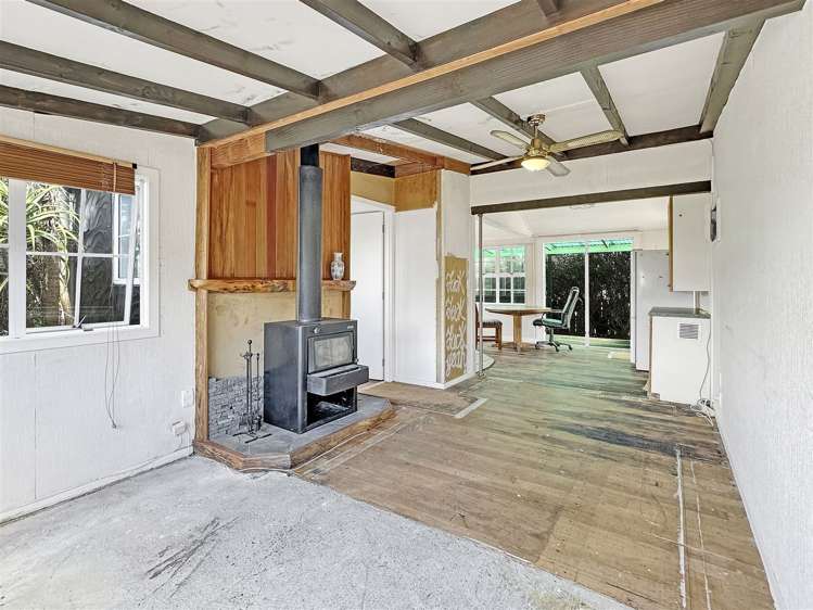 3 Clarks Beach Road Clarks Beach_5