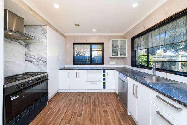 103A Linton Street West End_1