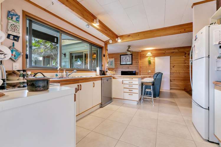 23 Elliot Street Riverhead_11