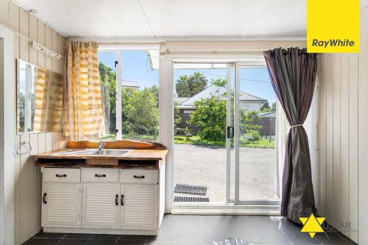 51 Glenview Road Glen Eden_4